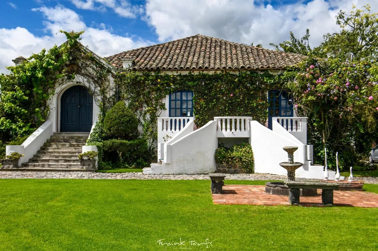 Bed & Breakfast Hotel Boutique Casa De Hacienda Su Merced Puembo