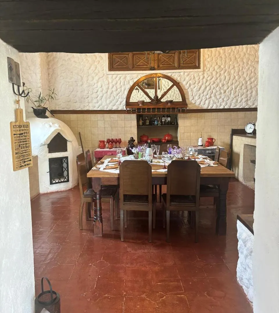 Hotel Boutique Casa De Hacienda Su Merced Puembo 3*,