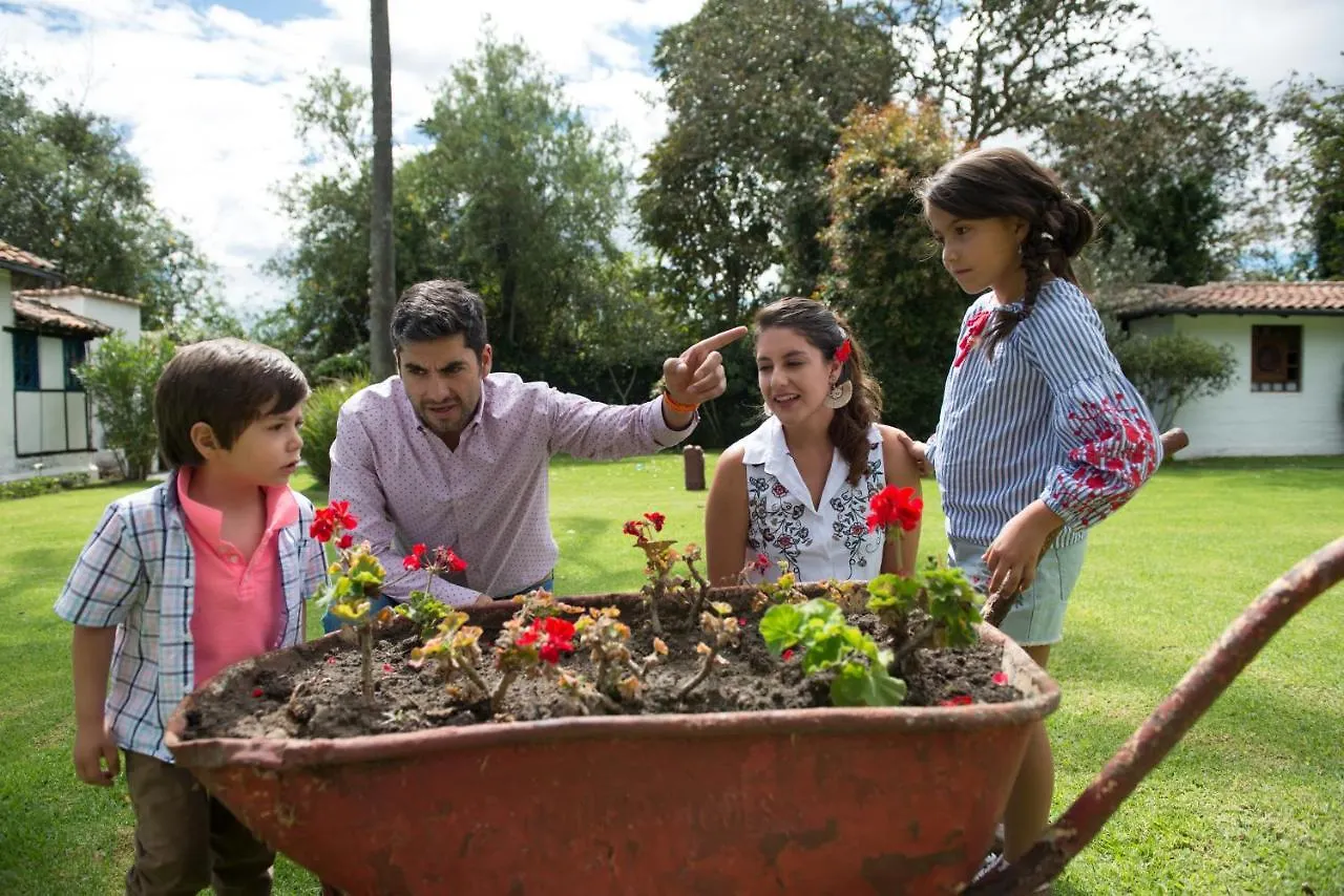 Bed & Breakfast Hotel Boutique Casa De Hacienda Su Merced Puembo